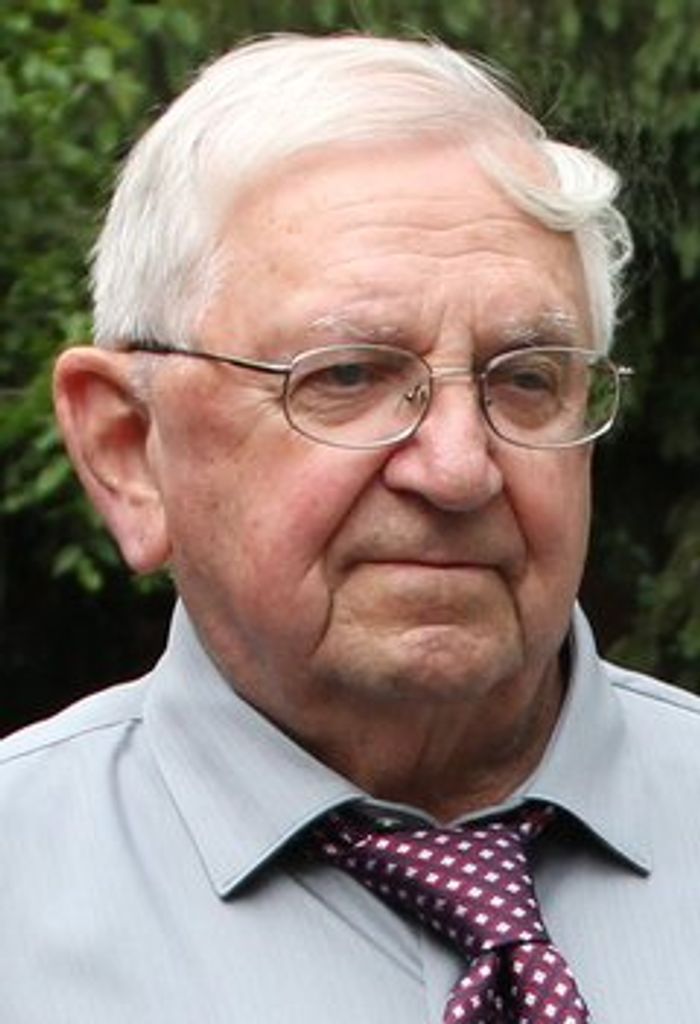 Ronald E. Gillette