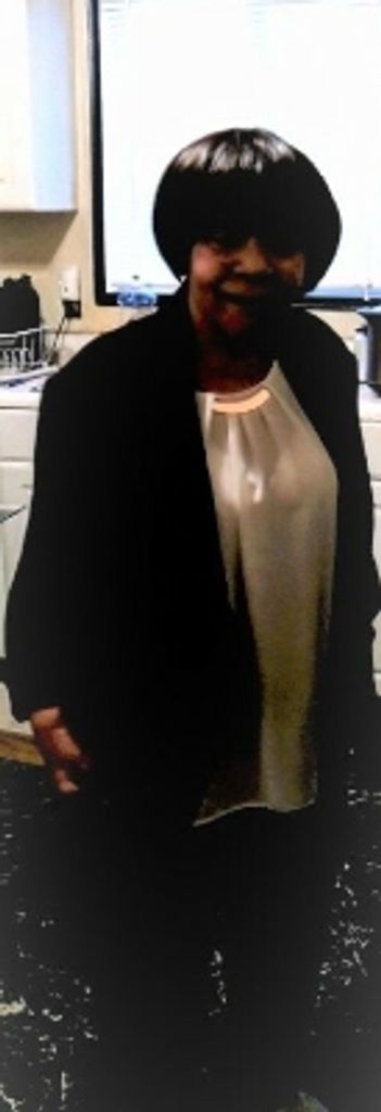 Delores M Harden