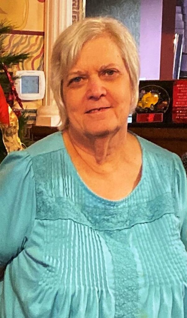Sandra Cwach Profile Photo