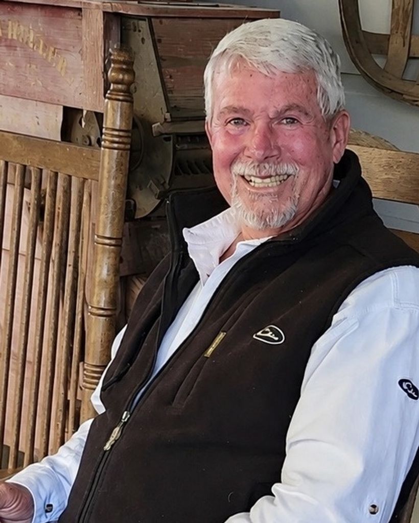 Clark Ray Bass Profile Photo