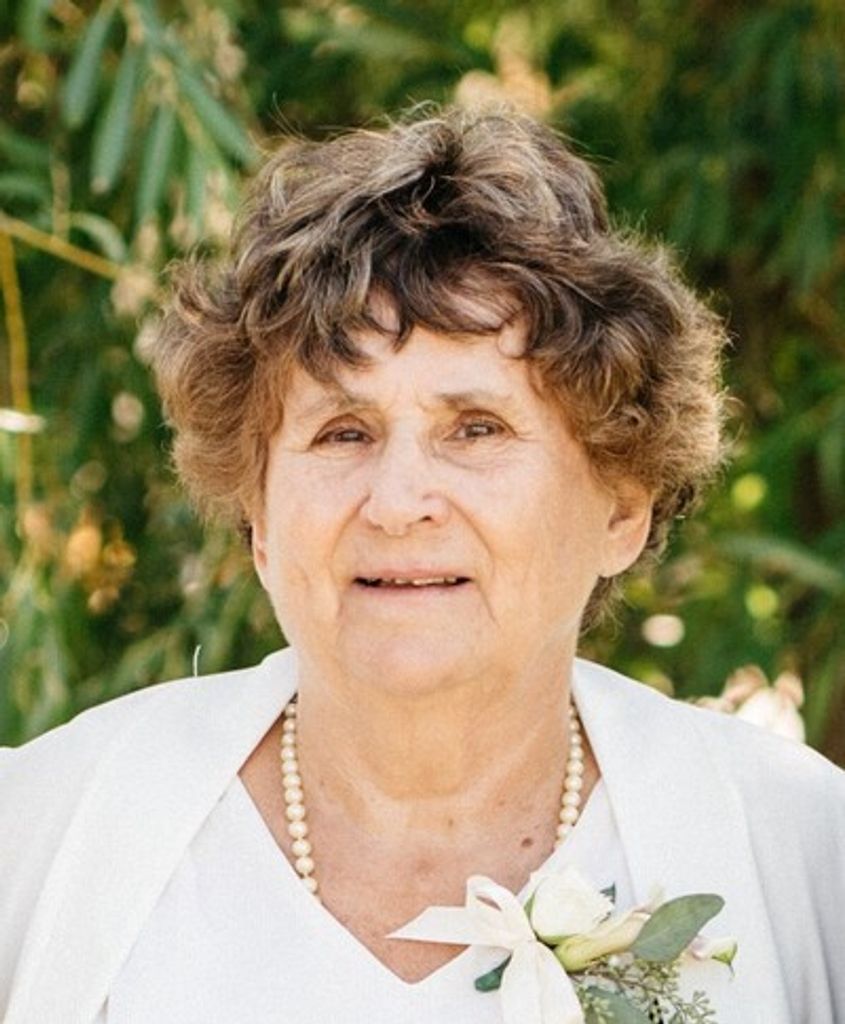 Christa Pauline Teufel