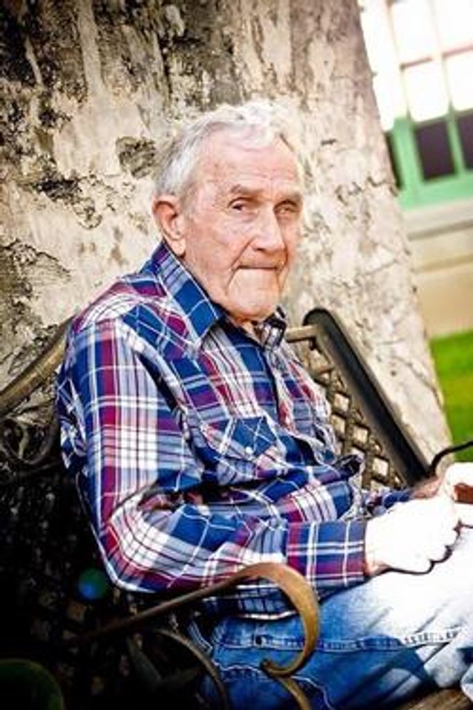 Lawrence D. "Pawpaw" Mcdaniel