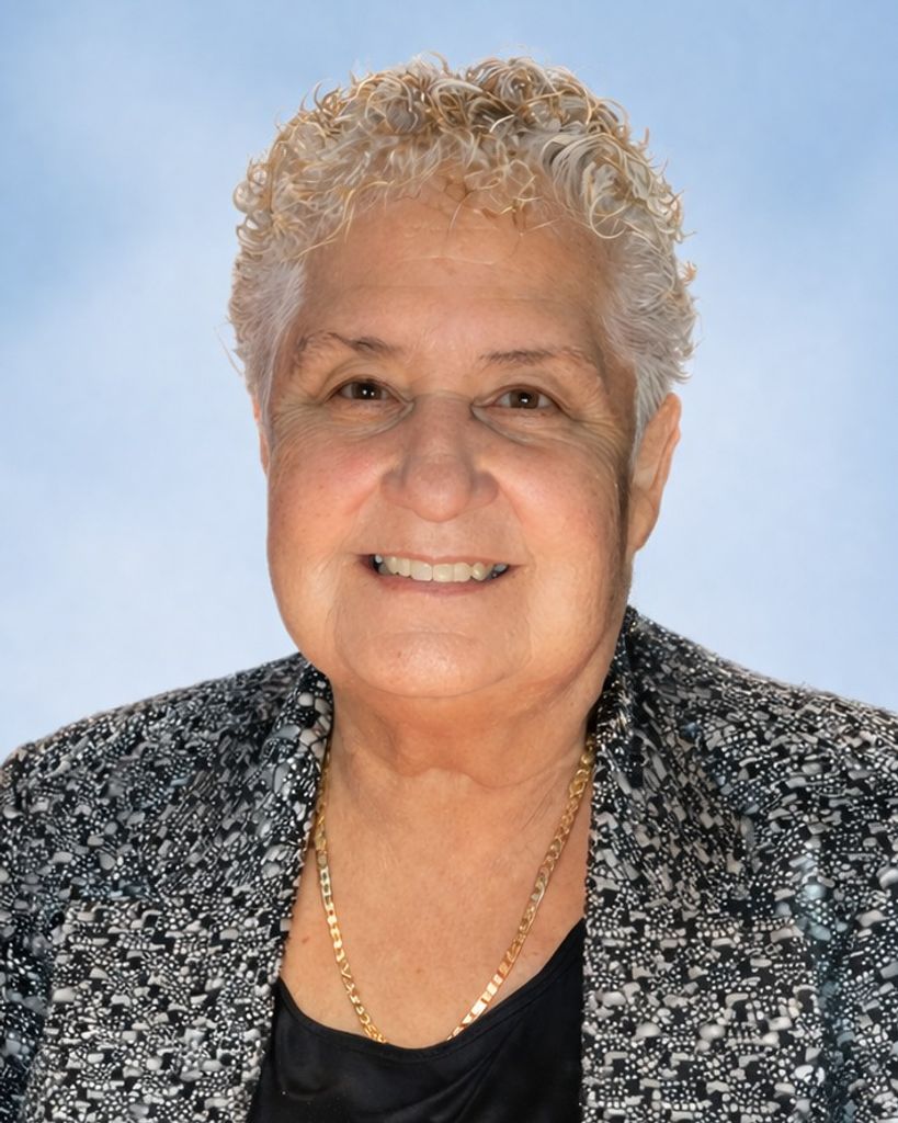 Martha Salinas DeLuna Profile Photo