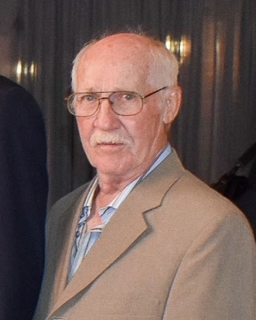 James Lee Bence Profile Photo
