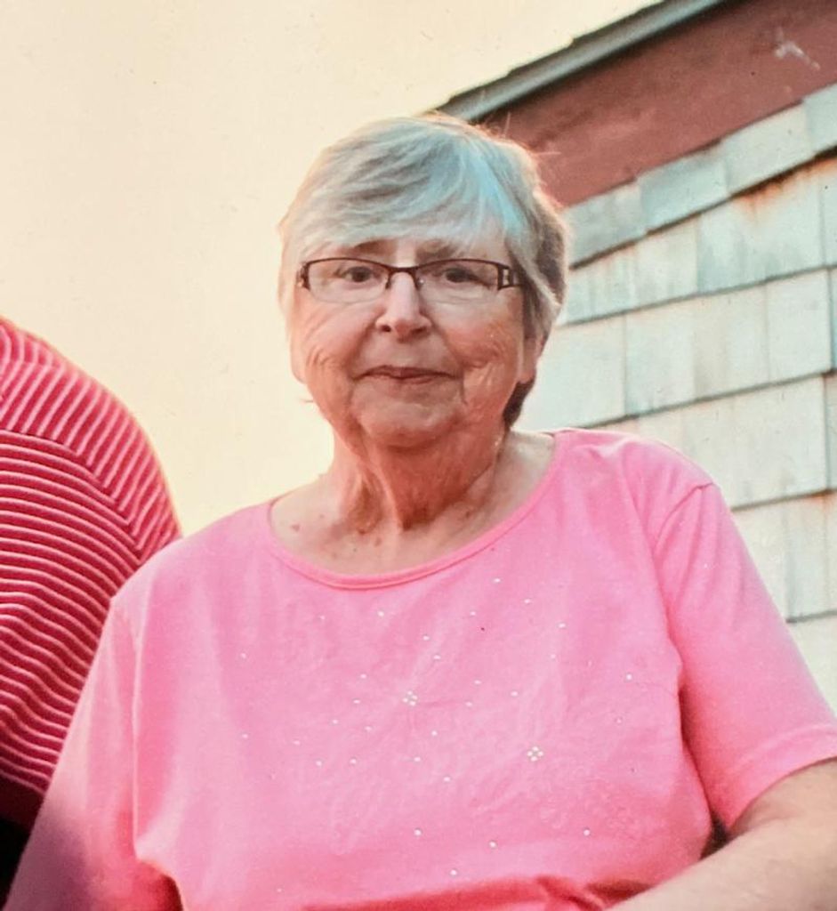 Lillian "Bonnie" Graves Profile Photo
