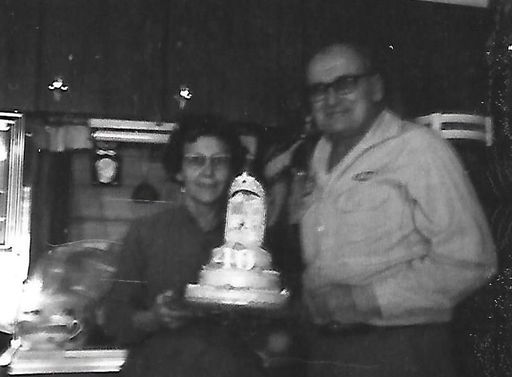 Linda L. Dilling photo gallery thumbnail 13 of 79
