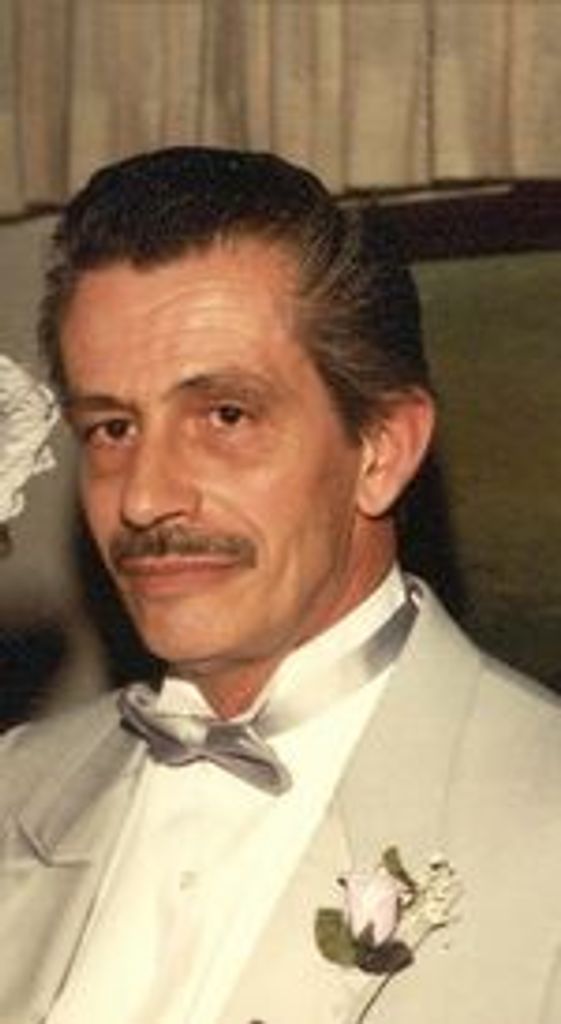 Thomas Macolino