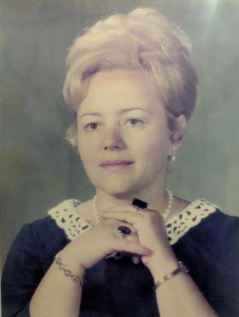 Janina Elodie Grajny Profile Photo