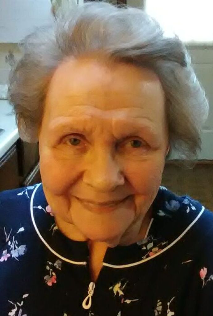Donna Ann (Peterson)  Flora Profile Photo