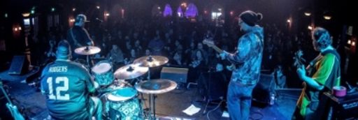 Dennis Zenoni photo gallery thumbnail 1 of 7
