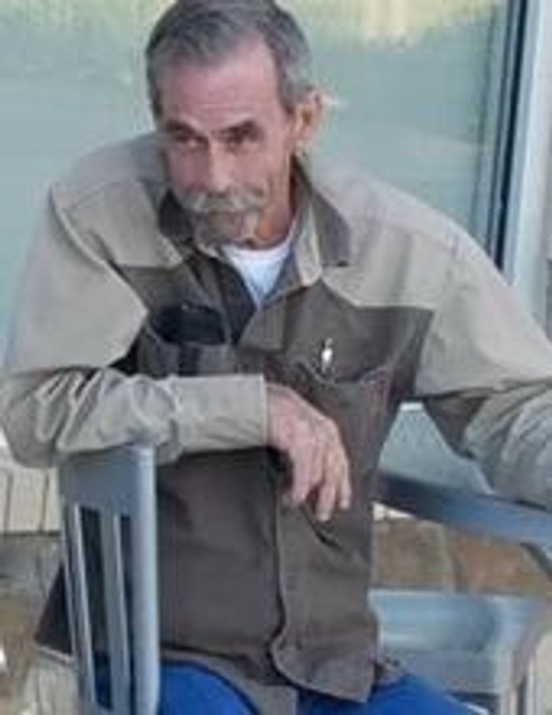 Lewis Goins Profile Photo