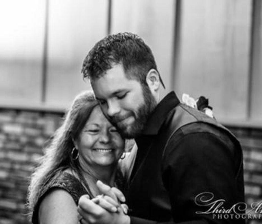 Angela Jeanette Holler Profile Photo