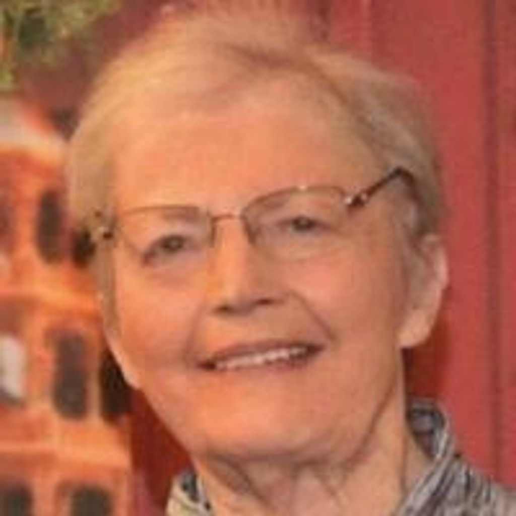 Janet D Lauzon Profile Photo