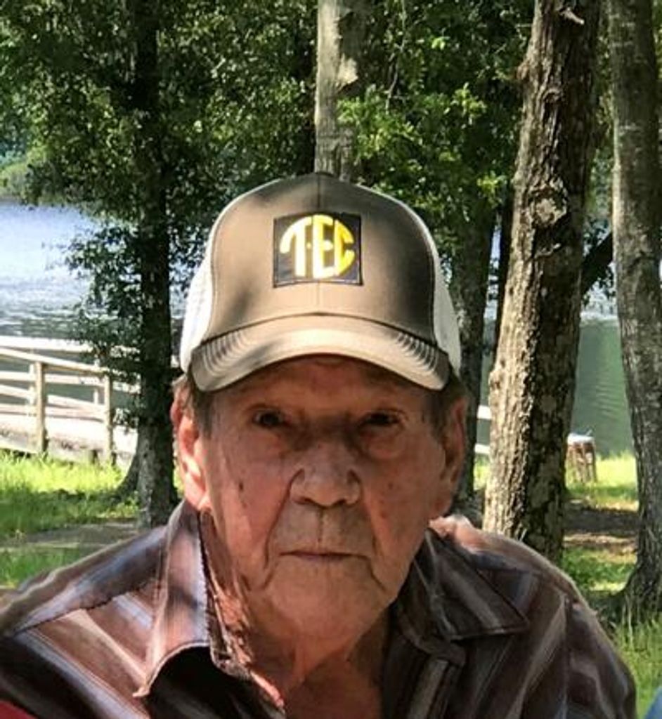 Roger Davis Profile Photo