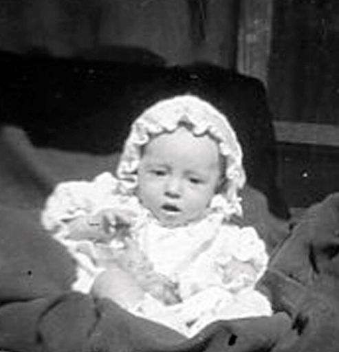 Linda Carol "Wendy" (Allen)  Martin photo gallery thumbnail 105 of 122