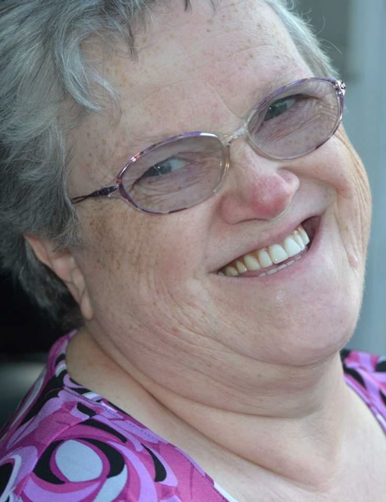 Linda Paradis Profile Photo