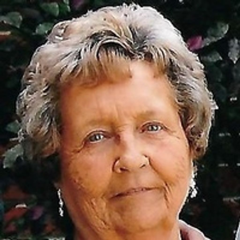 Linda  M Carpenter
