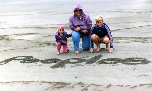 Judy Peeples photo gallery thumbnail 11 of 18