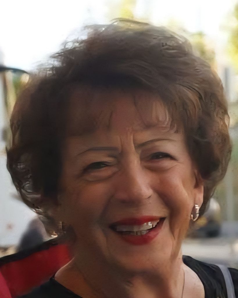 Linda E. Dardaris Profile Photo
