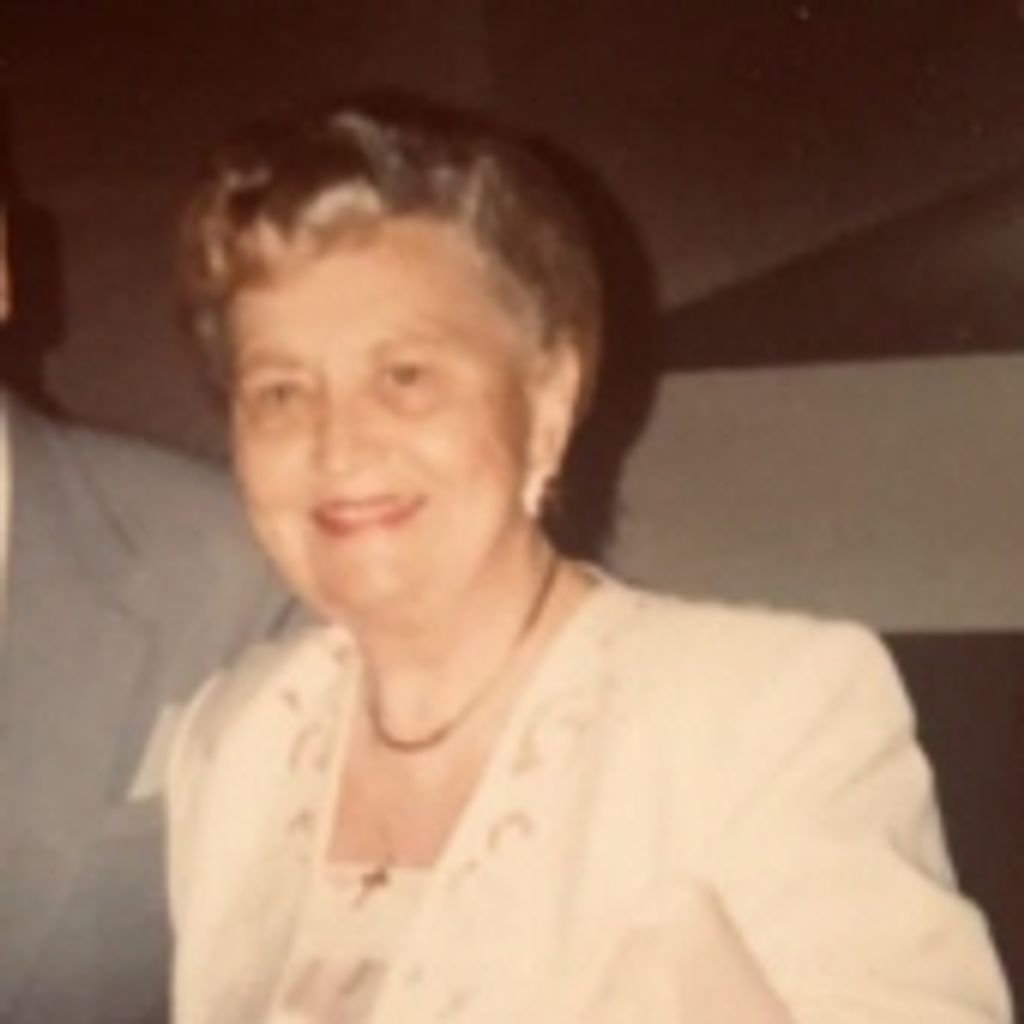 Ellen Gregus