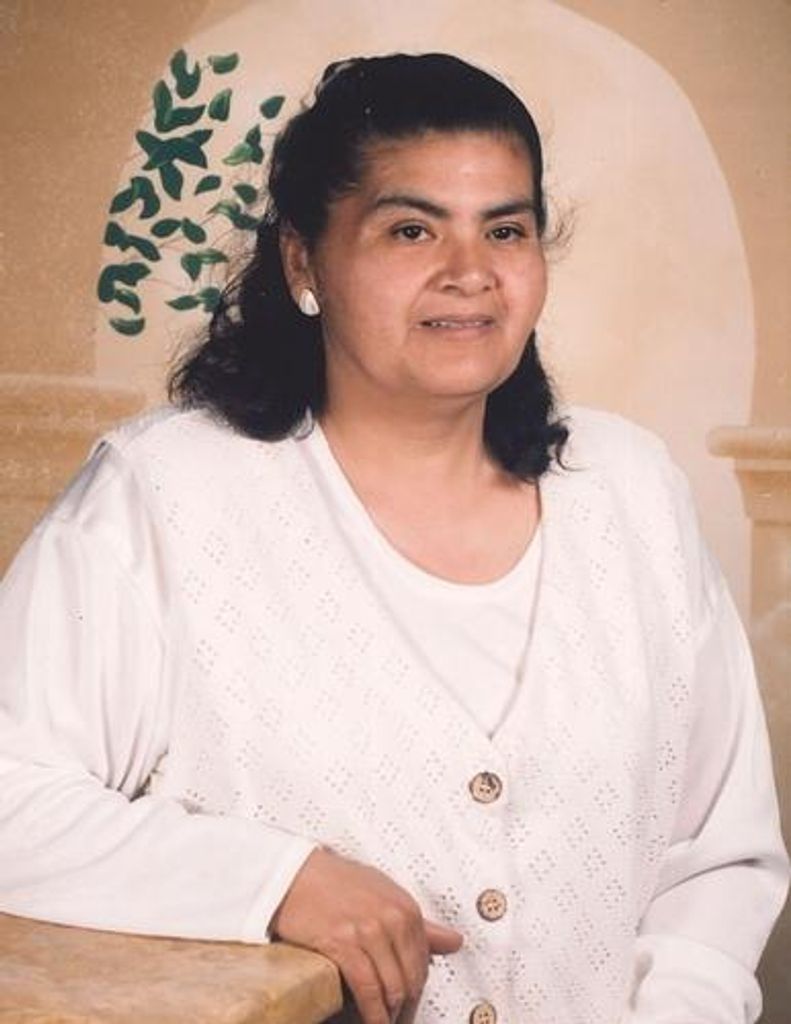 Maria Elena Segura Profile Photo