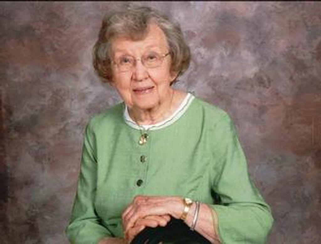 Lois Eileen Christenson