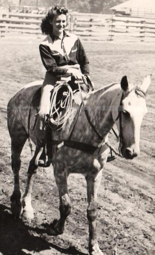 Virginia Blanche (Davis)  Mcdaniel Burres