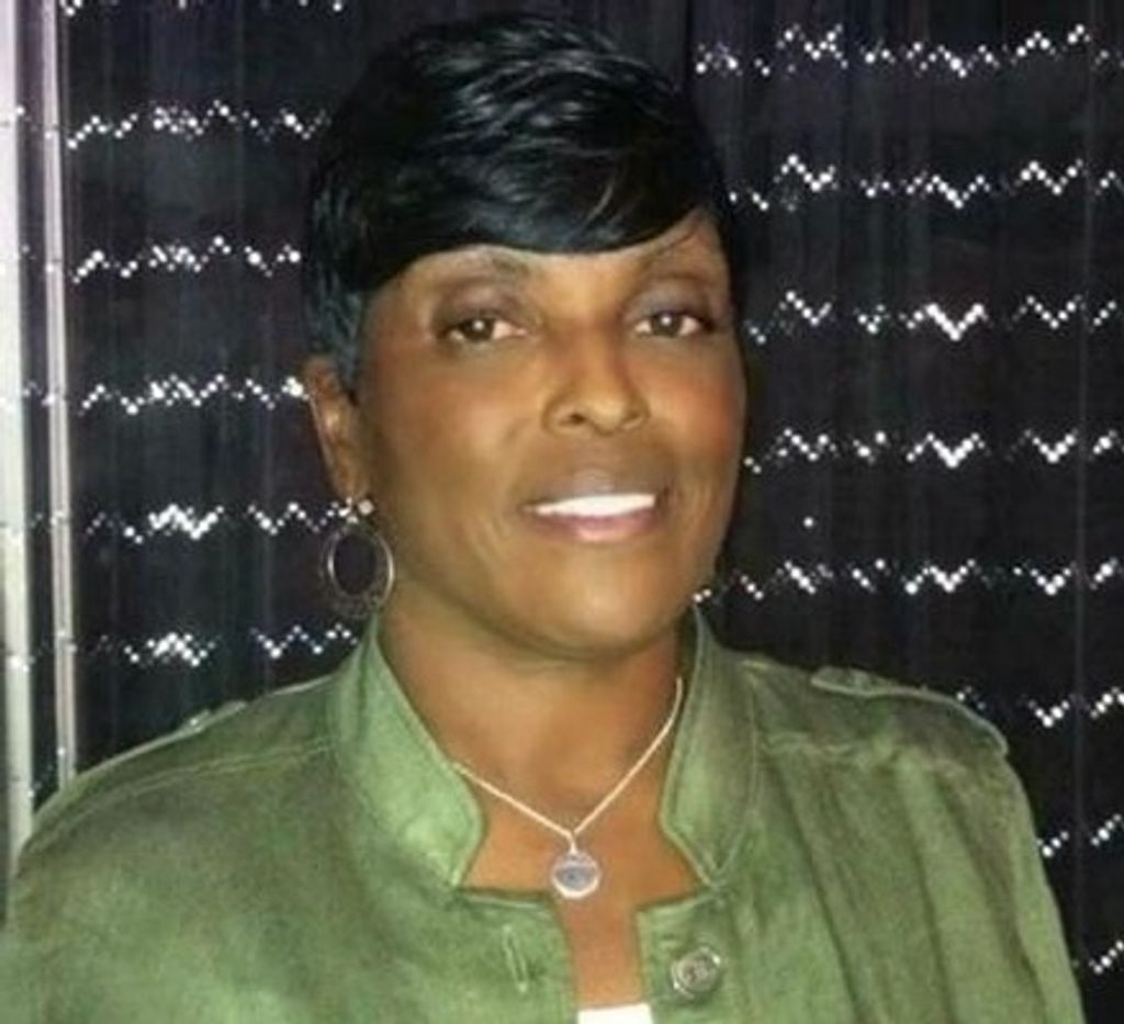 Lisa Robertta White Profile Photo