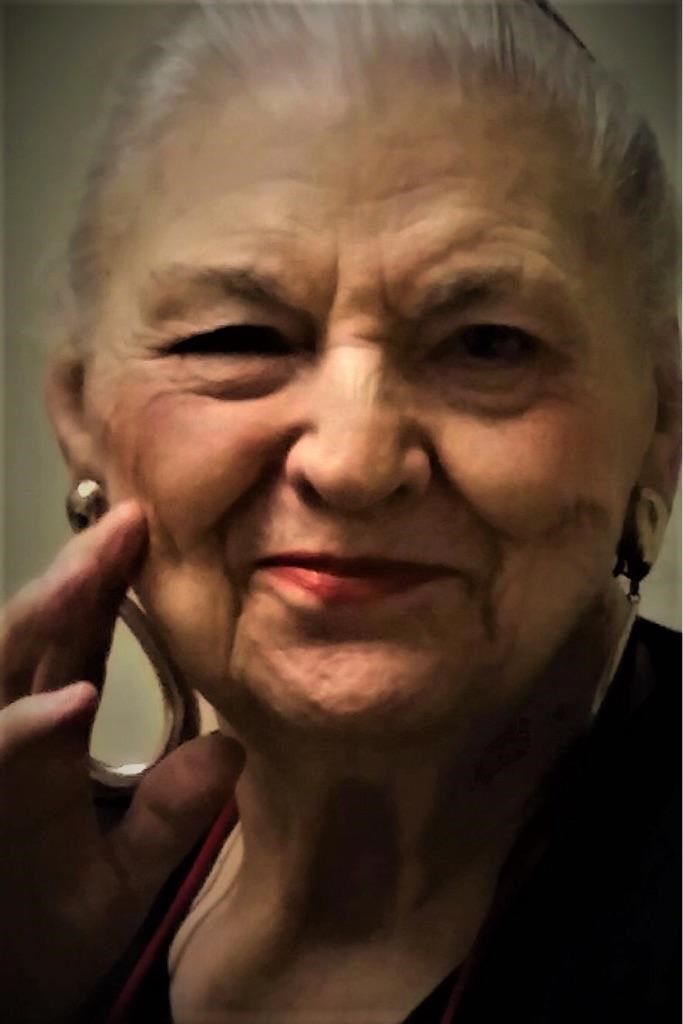 Sue Miers (Gunn) Profile Photo