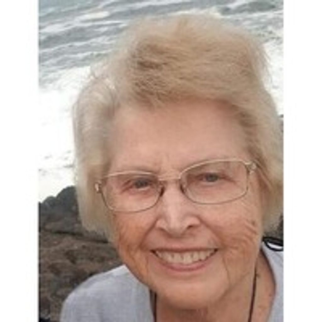 Ann Dobrinin Profile Photo