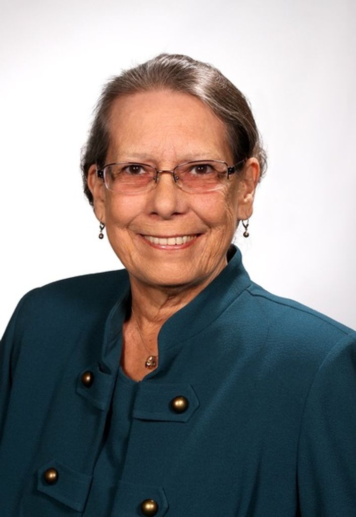 Linda "Lynn" Siddens