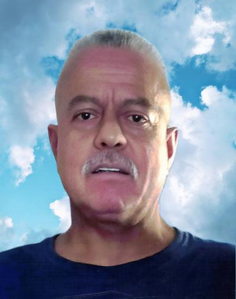 Enrique Flores Guillen Profile Photo