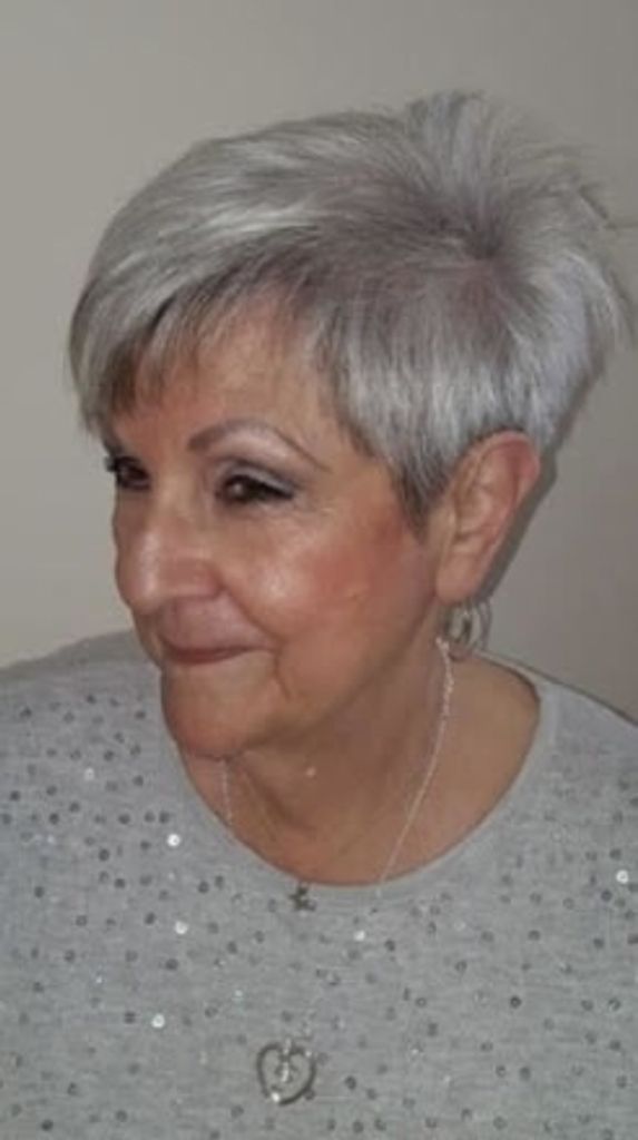 Angela Migliozzi Profile Photo