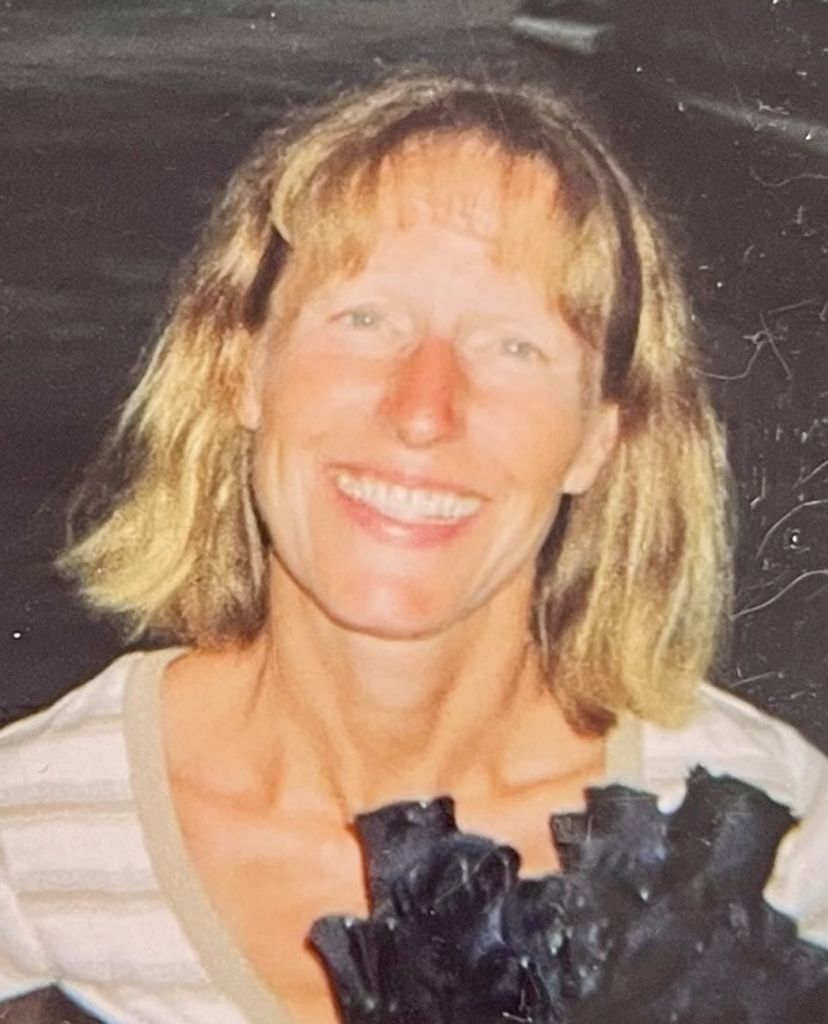 Karen Delores Lutzke