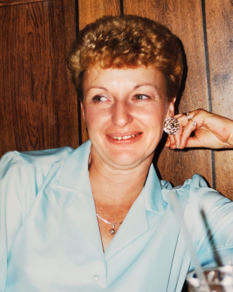 Carolyn R. Stamp