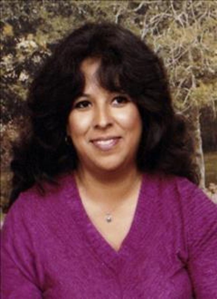 Lidia T Hernandez Profile Photo