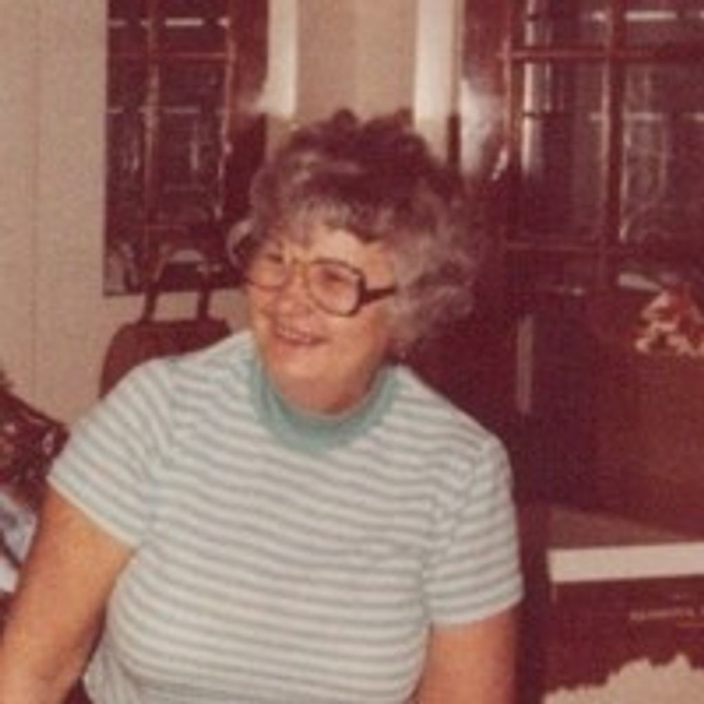 Viola Saxton