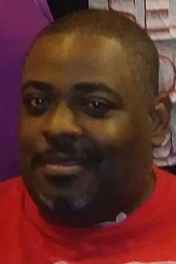 Christopher Leon Jones Profile Photo