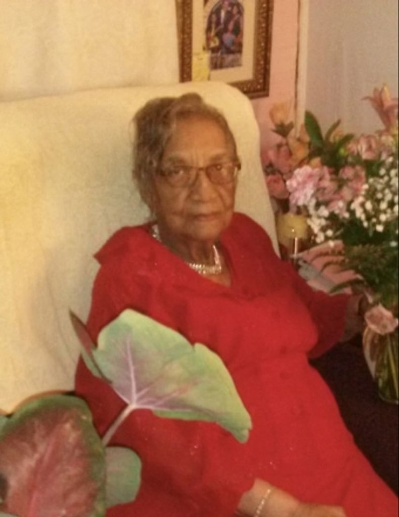 Mother Sue  Lee Hull