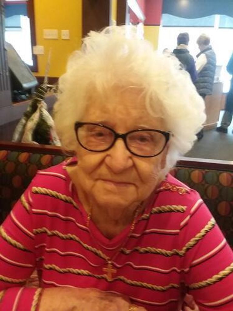 Schaal, Erna Profile Photo