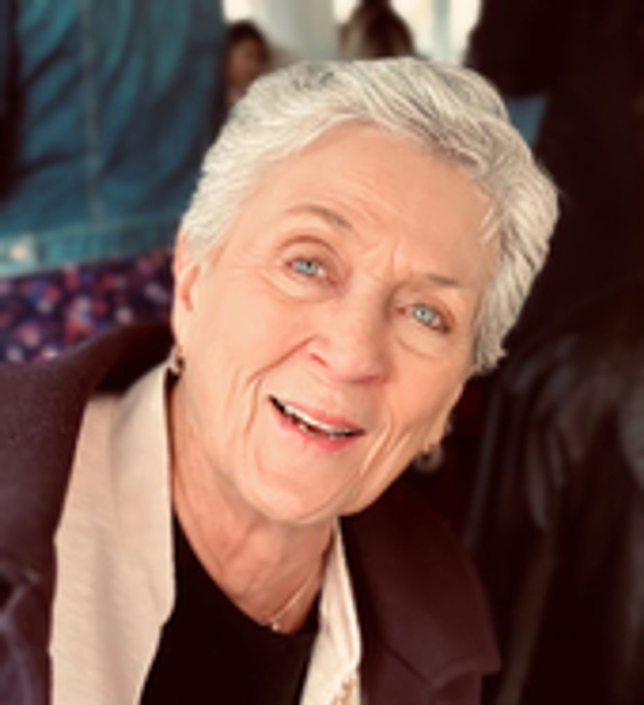 Diane Lattanzi (Entrikin)