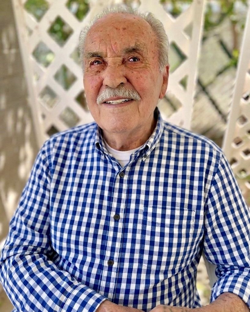 Juan G. Velasquez Profile Photo