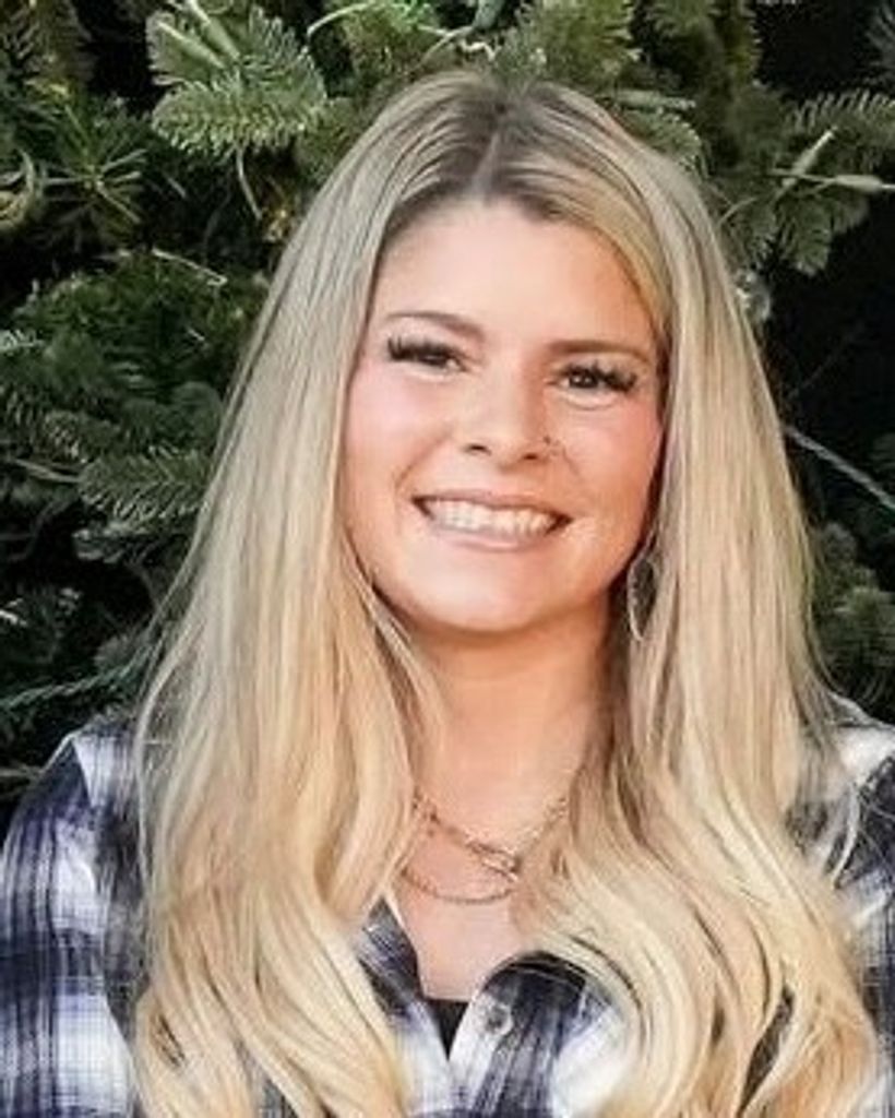 Destani Rhea Mize Profile Photo