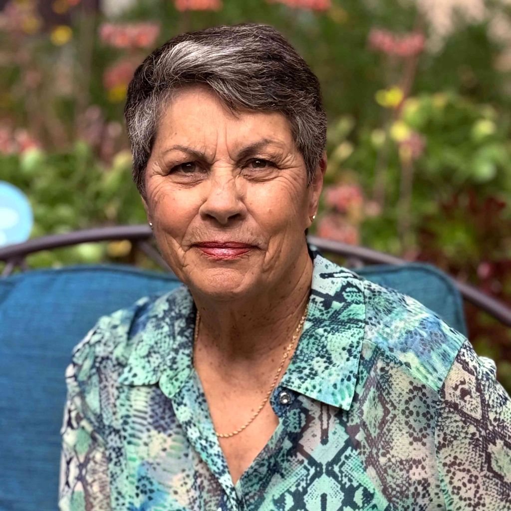 Carolynn Gilb Profile Photo