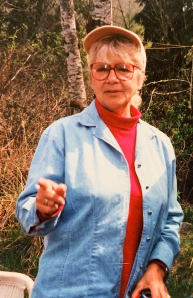 Violet Brown Profile Photo