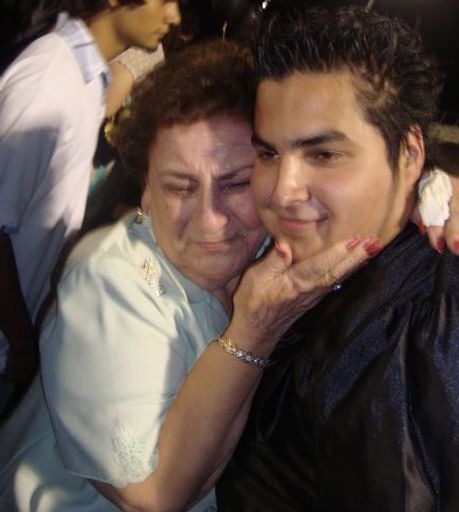 Santos Salinas photo gallery thumbnail 18 of 23