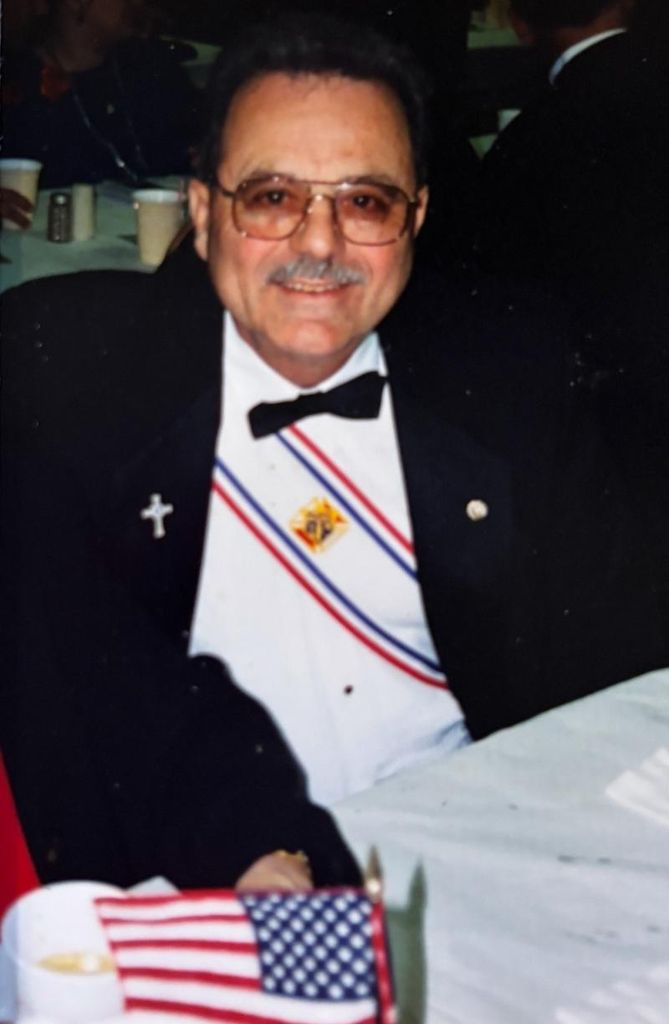 Orion Daniel Bessinger Profile Photo