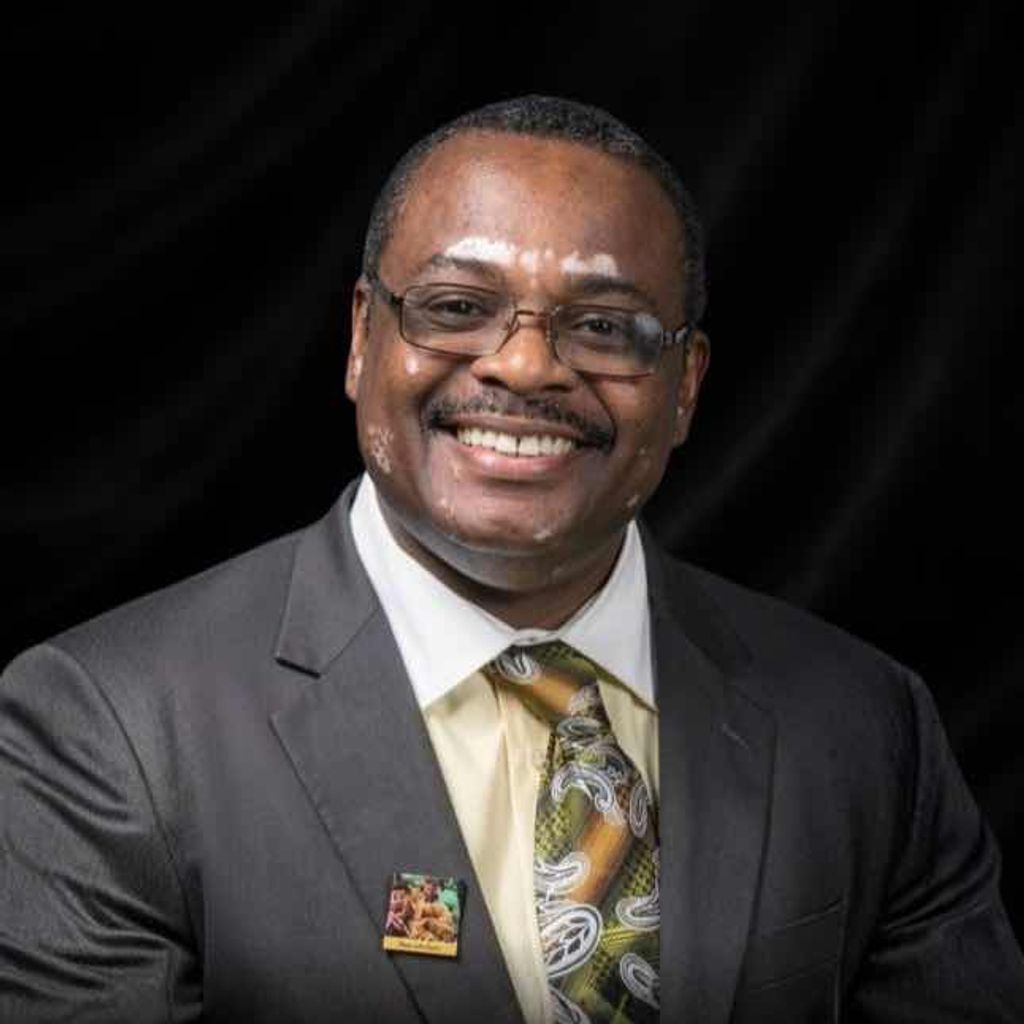 Bruce DeWayne Robinson Profile Photo