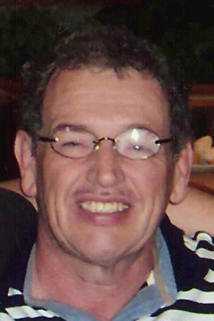 Lewis Richard Walton Profile Photo