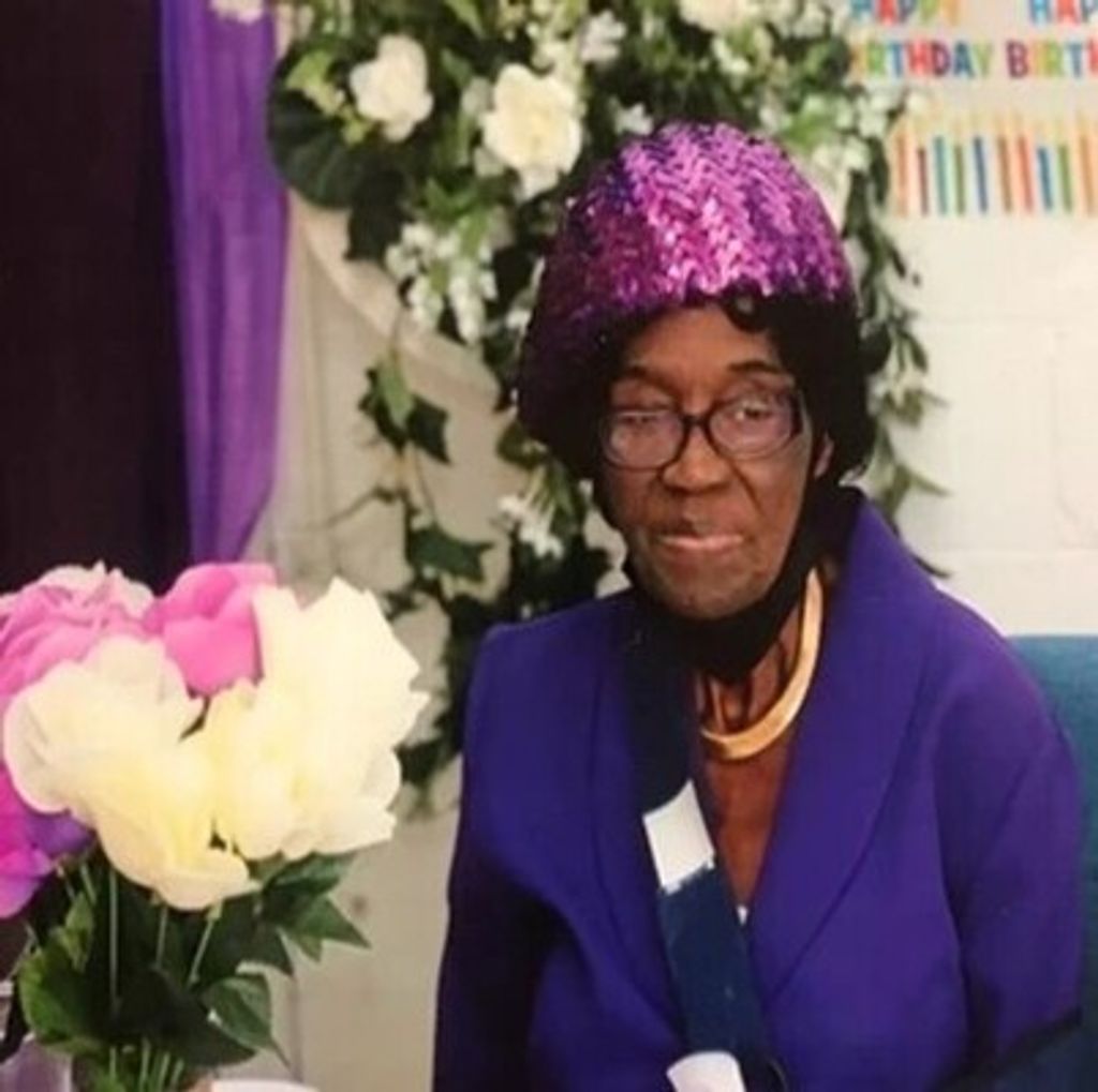 Ms. Essie M. (Kindred) Collins Profile Photo